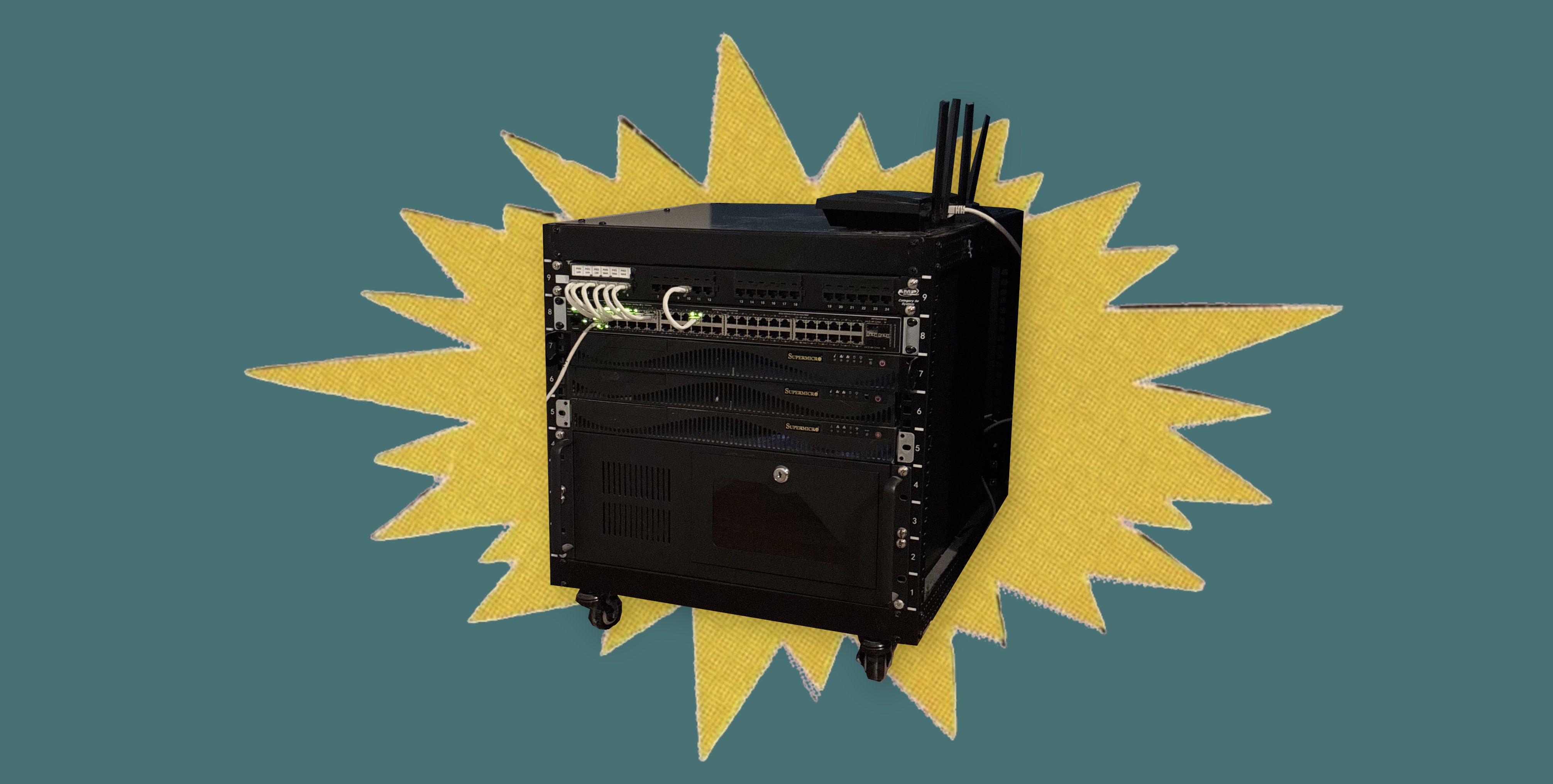 Homelab rack and networking equipment